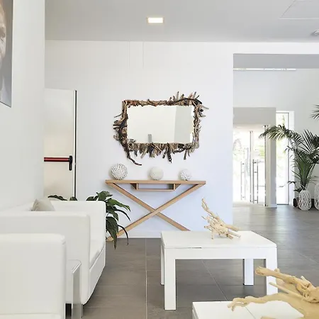 Club Torre Salinas - Adults Only