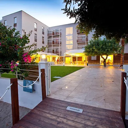 Club Torre Salinas - Adults Only